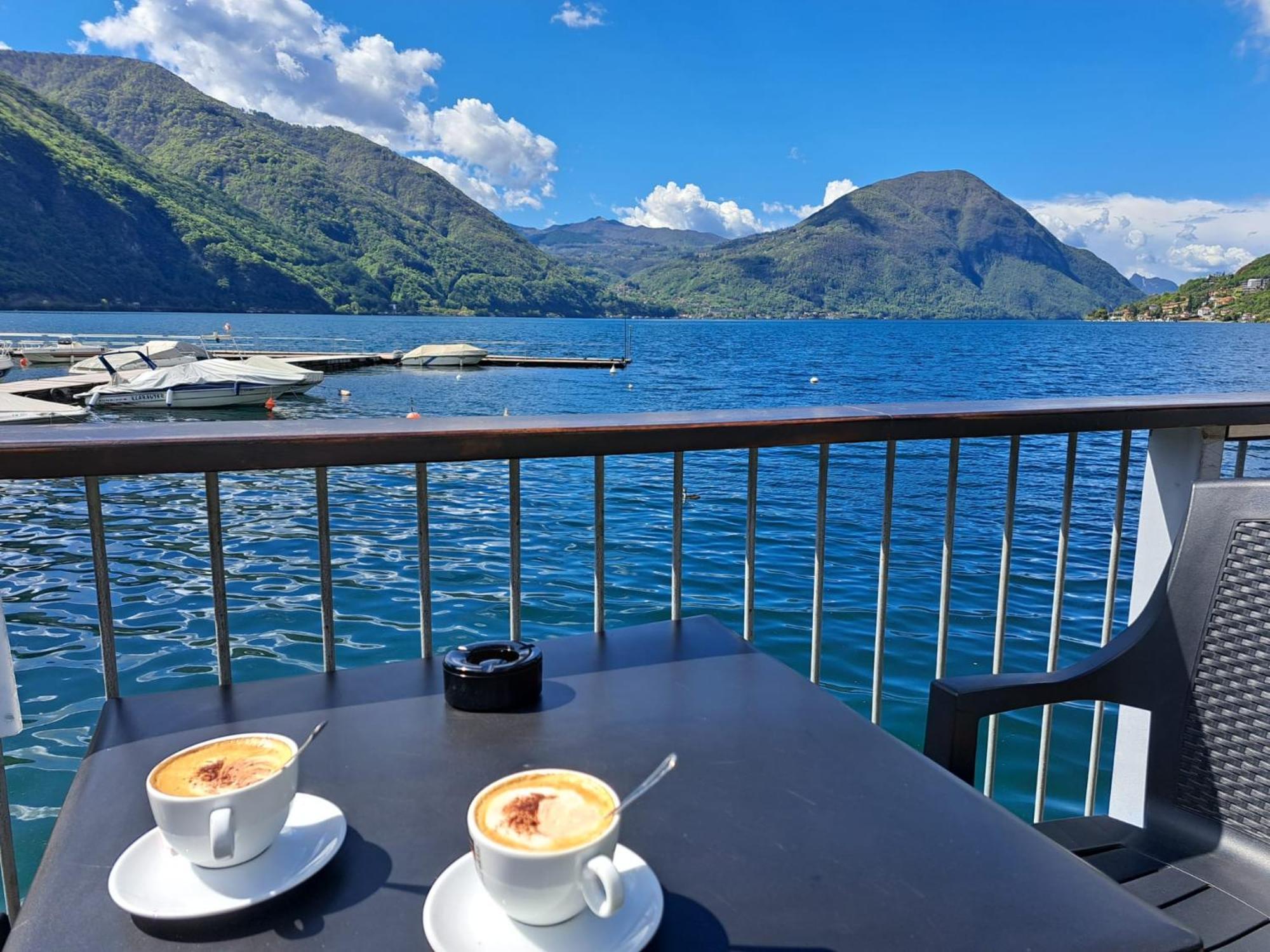 Chalet Lake Lugano, Vienna 18 Villa Порлеца Стая снимка